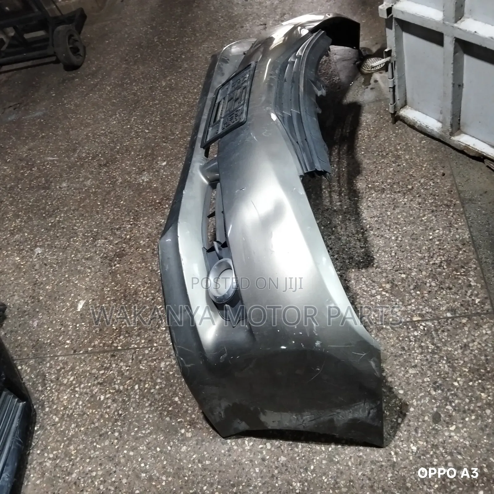 Toyota Wish Model 2011/2012 Front Bumper With Fog Lamps, Ex Japan