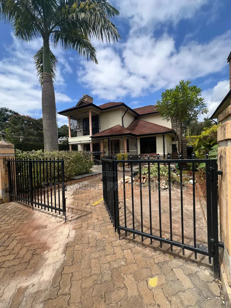 4bdrm Townhouse / Terrace in Spring Valley for rent