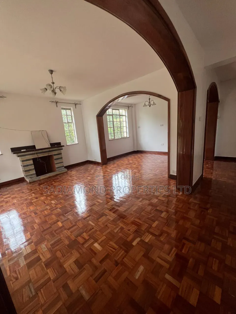4bdrm Townhouse / Terrace in Spring Valley for rent