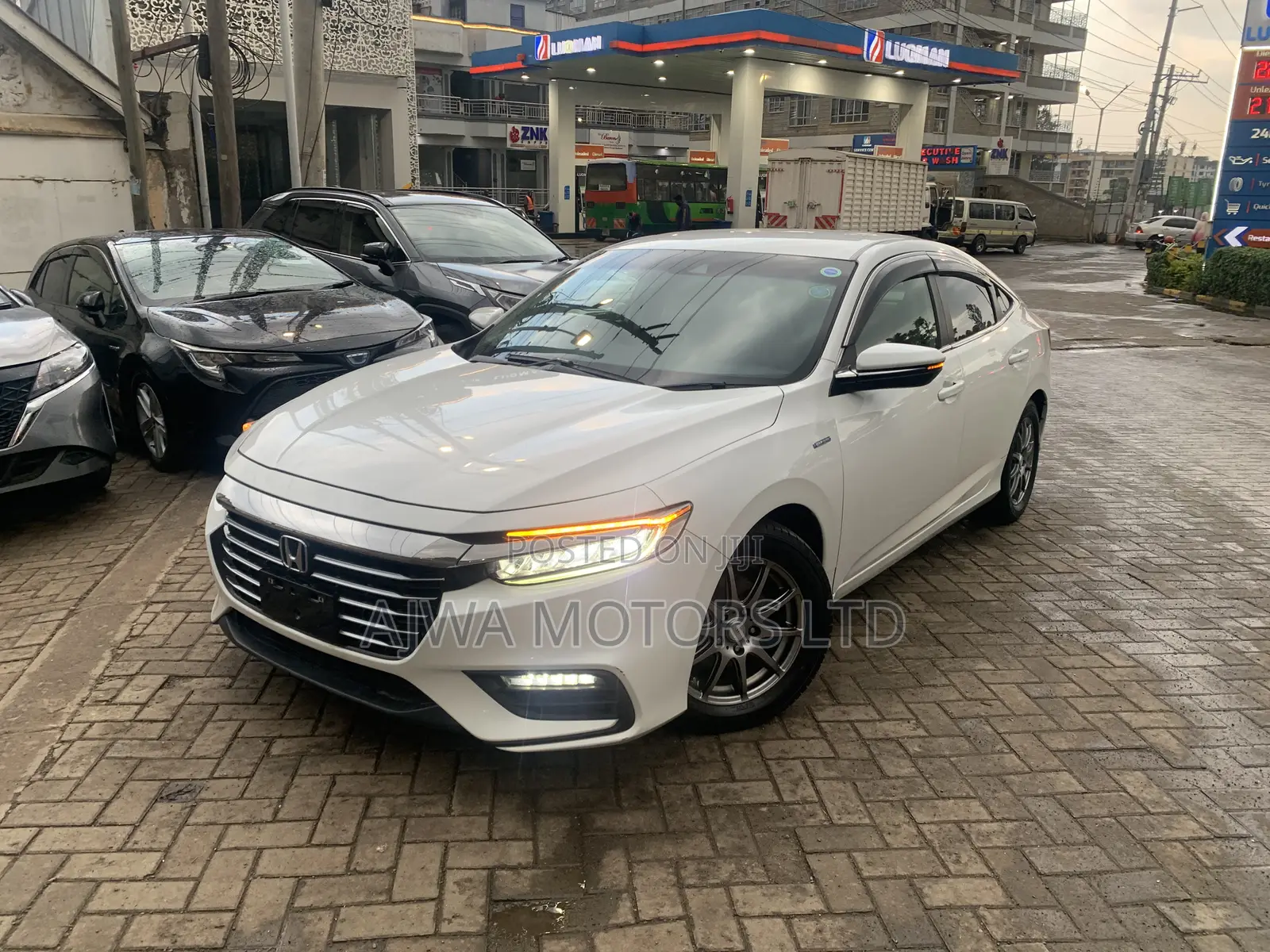 Honda Insight LX 2020 White