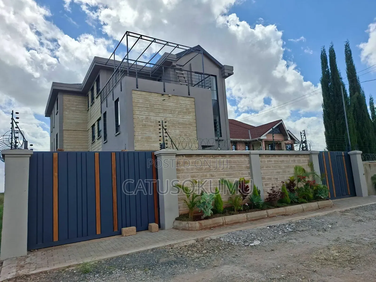 5bdrm Maisonette in Syokimau, Gateway Mall Area for sale
