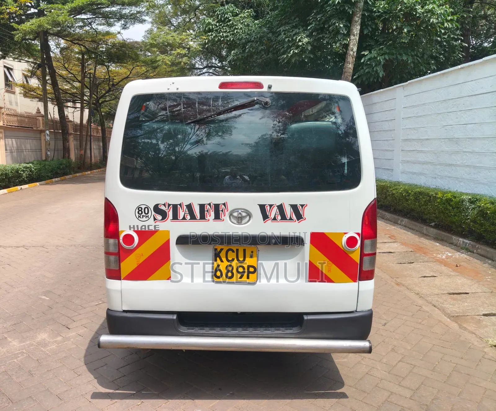 Toyota HiAce 2013 White