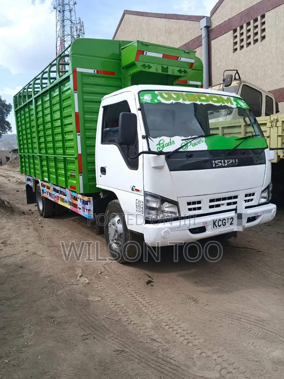 NPR Isuzu 4.3 KCG White N Green