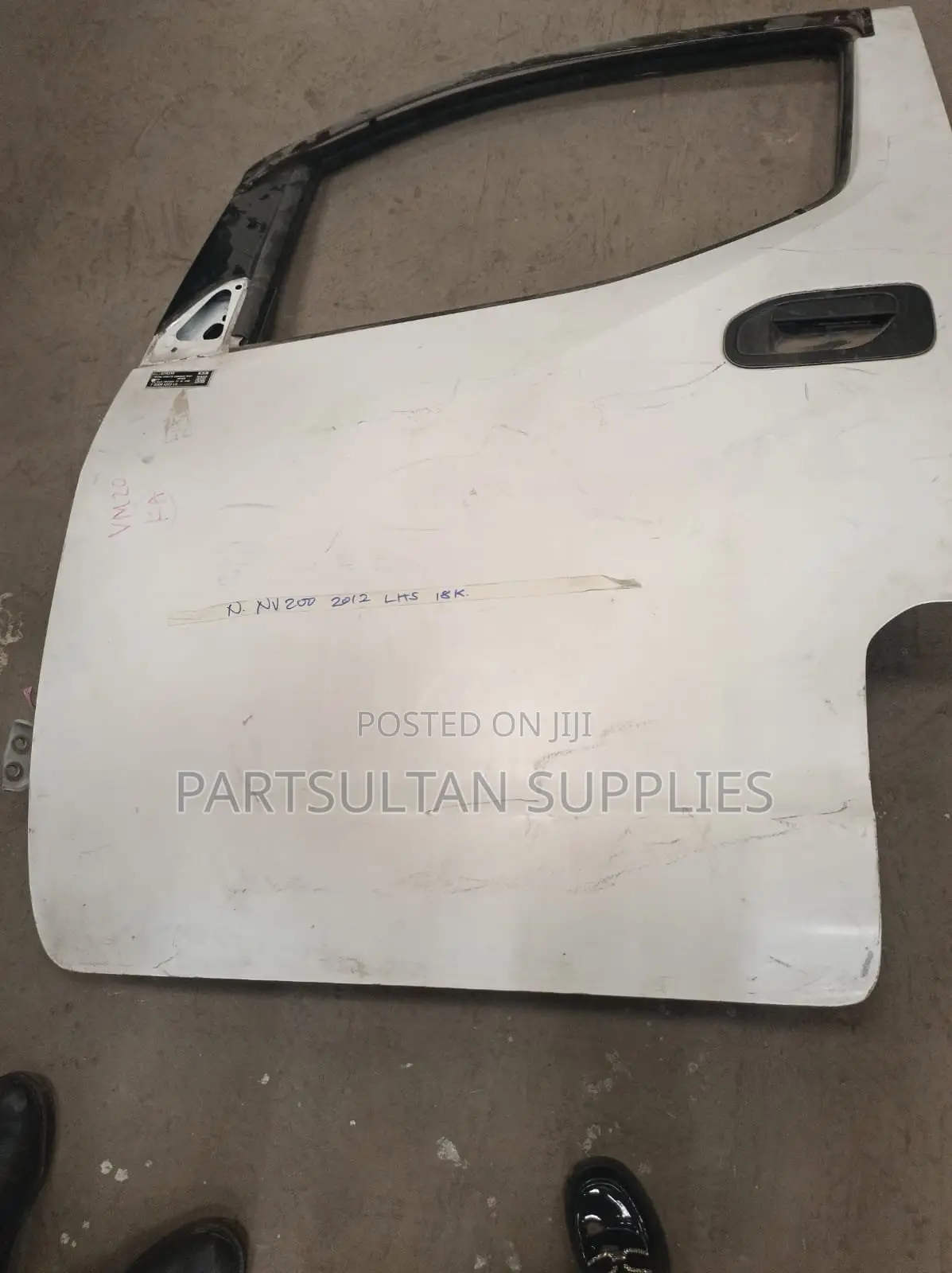 LHS Front Door Nissan Nv 2000 2012