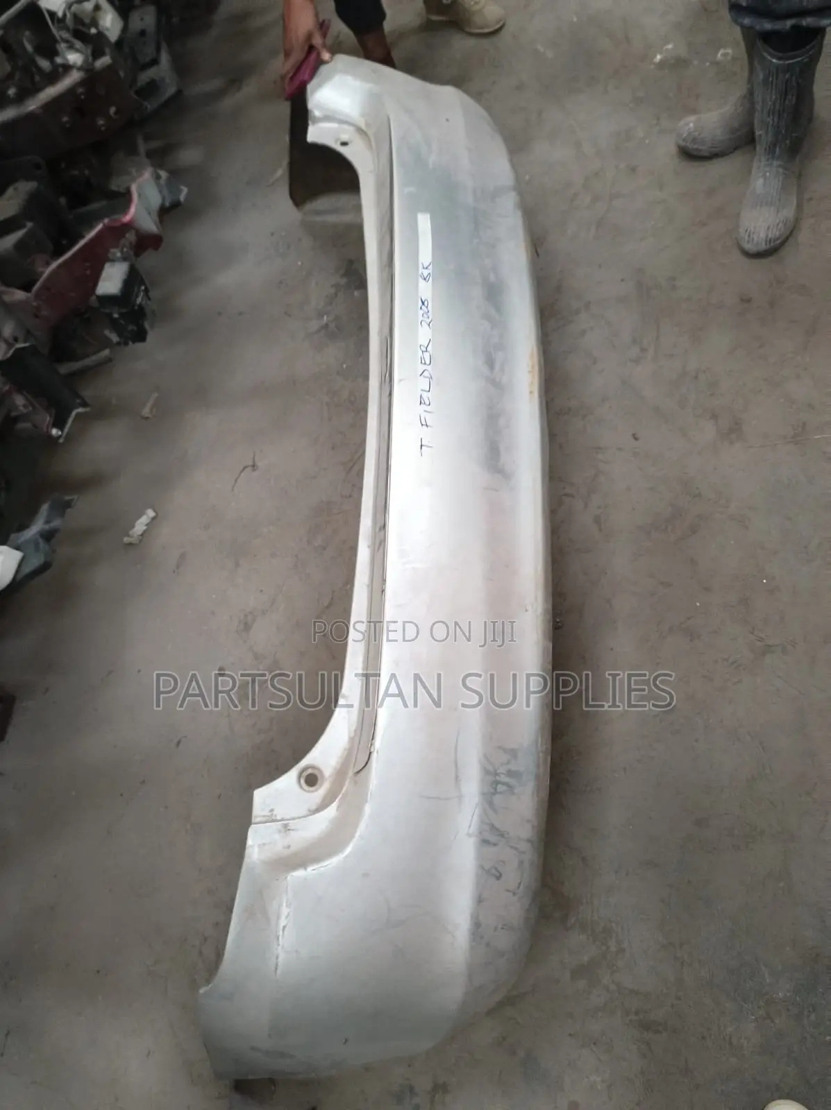 Rear Bumper Toyota Fielder 2005