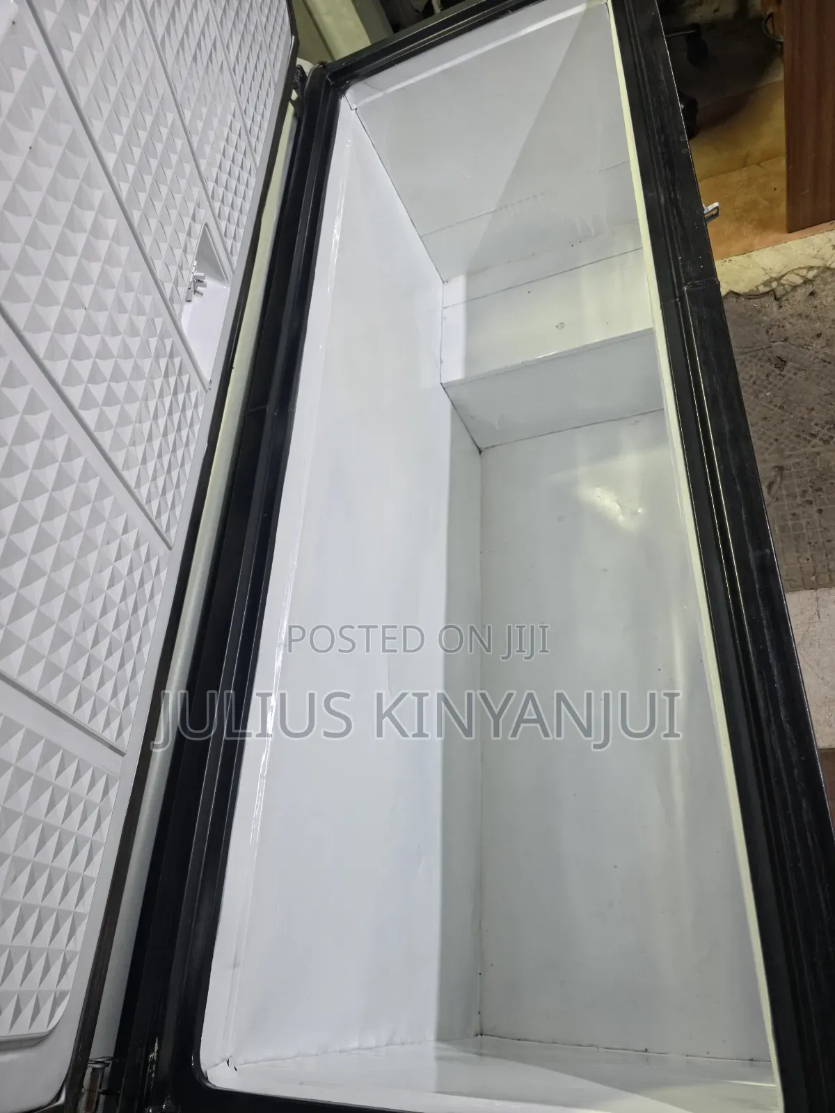 Long One Door Freezer 600L