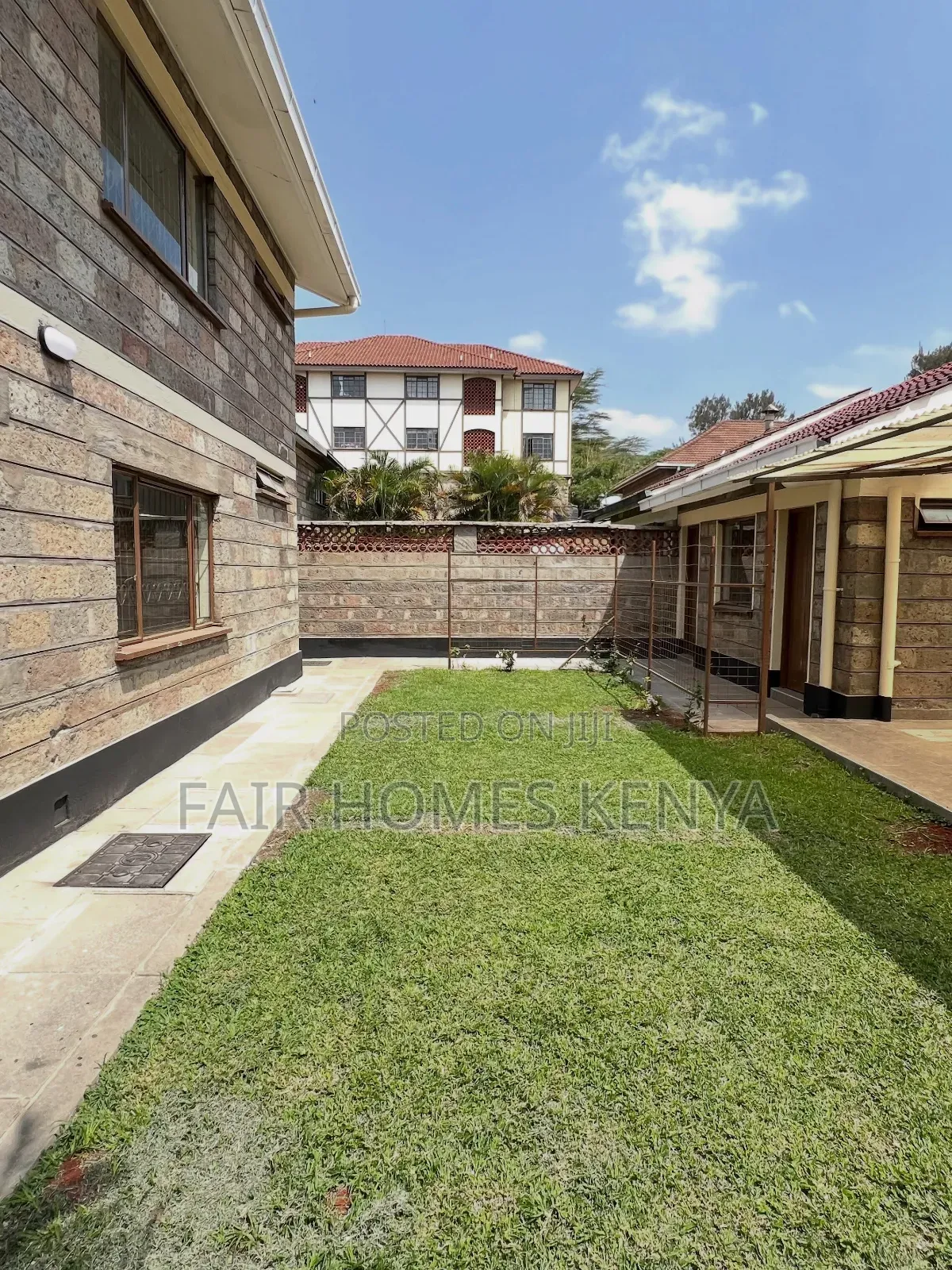 4bdrm Townhouse / Terrace in Riara Road, Maziwa for rent