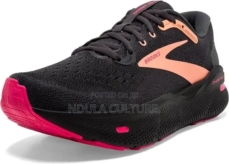 Brooks Ghost Max Runners