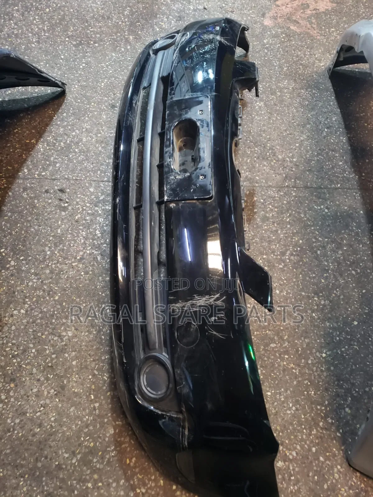 Avensis 2012/3/4 Bumper