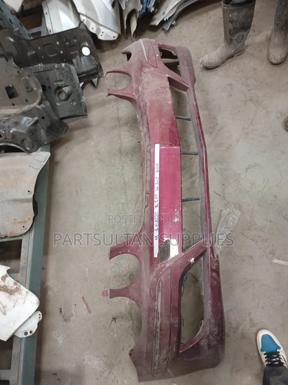 Front Bumper Mercedes E200 W210