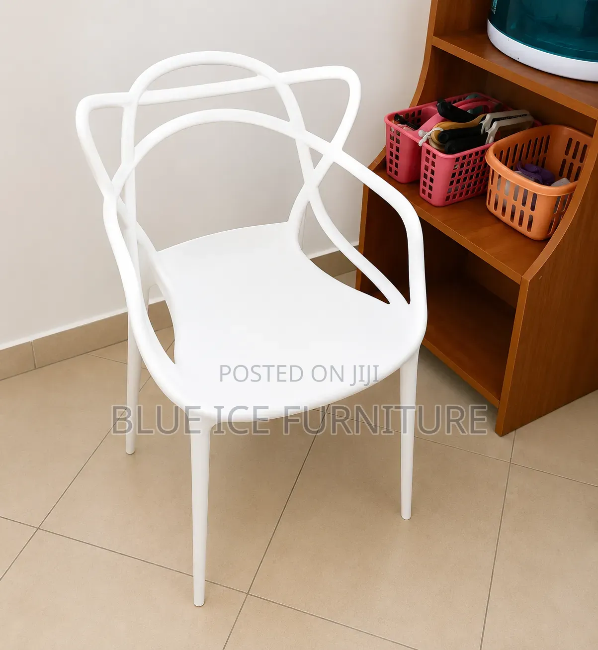 Modern Plastic White Dining Chair Restaurant Chair