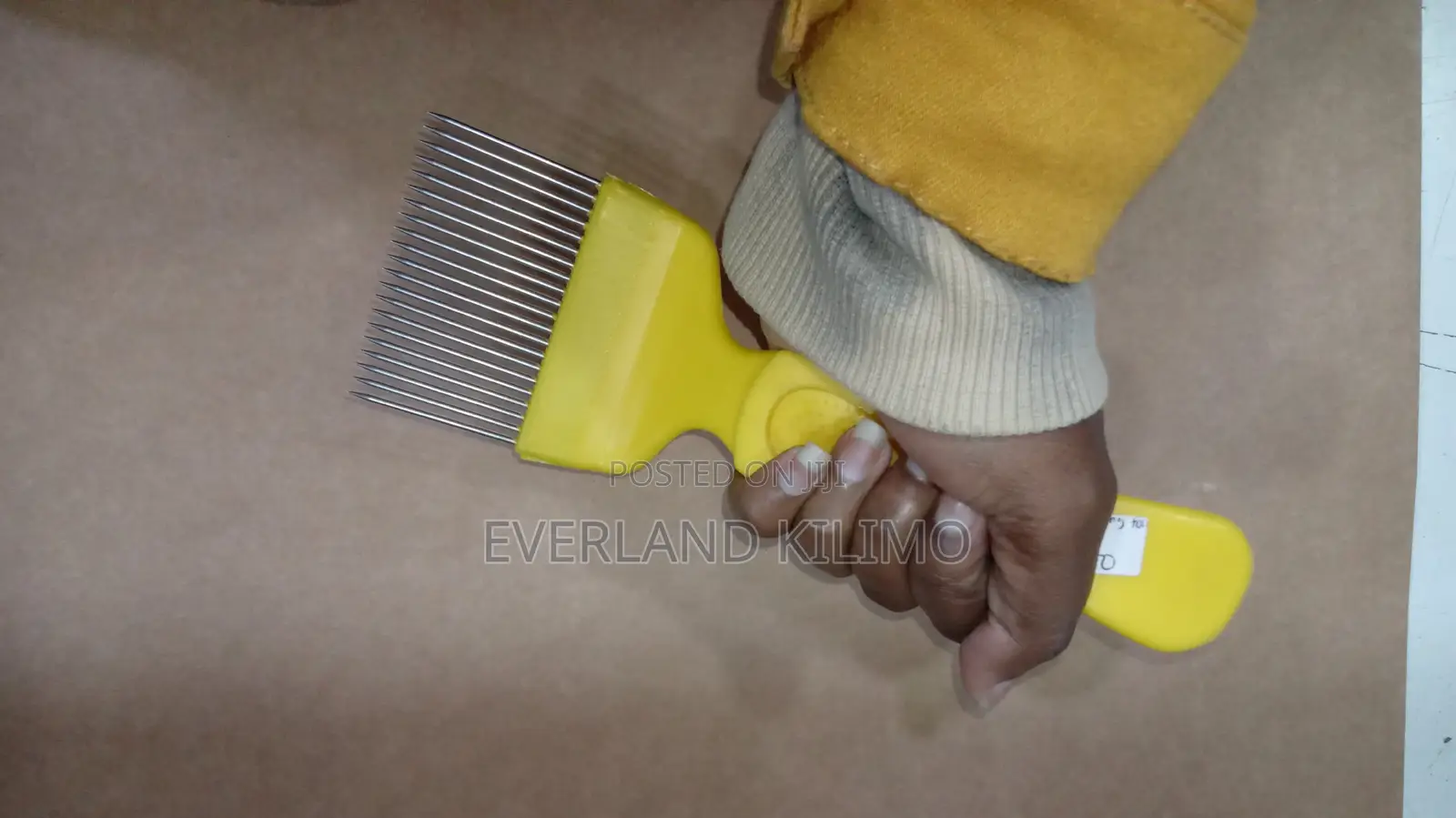 Stainless Steel Uncapping Fork