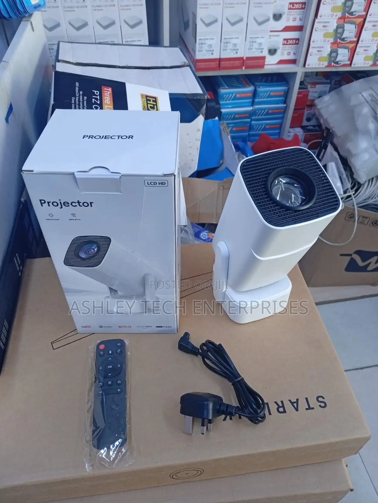 New Turbo F800 Android 13 Projector – Gaming Movie Projector