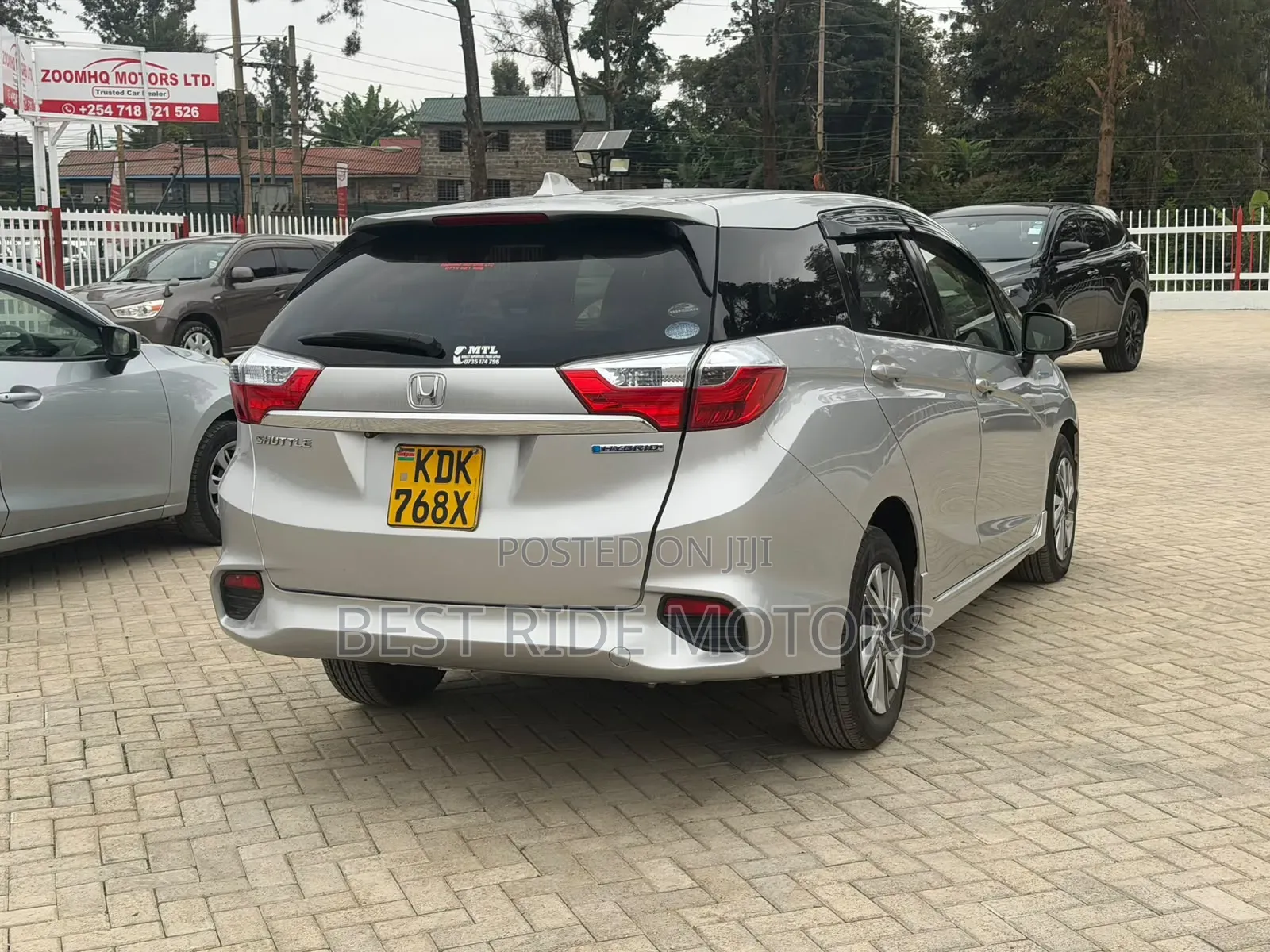 Honda Fit Shuttle 1.5 Hybrid 2WD 2016 Silver