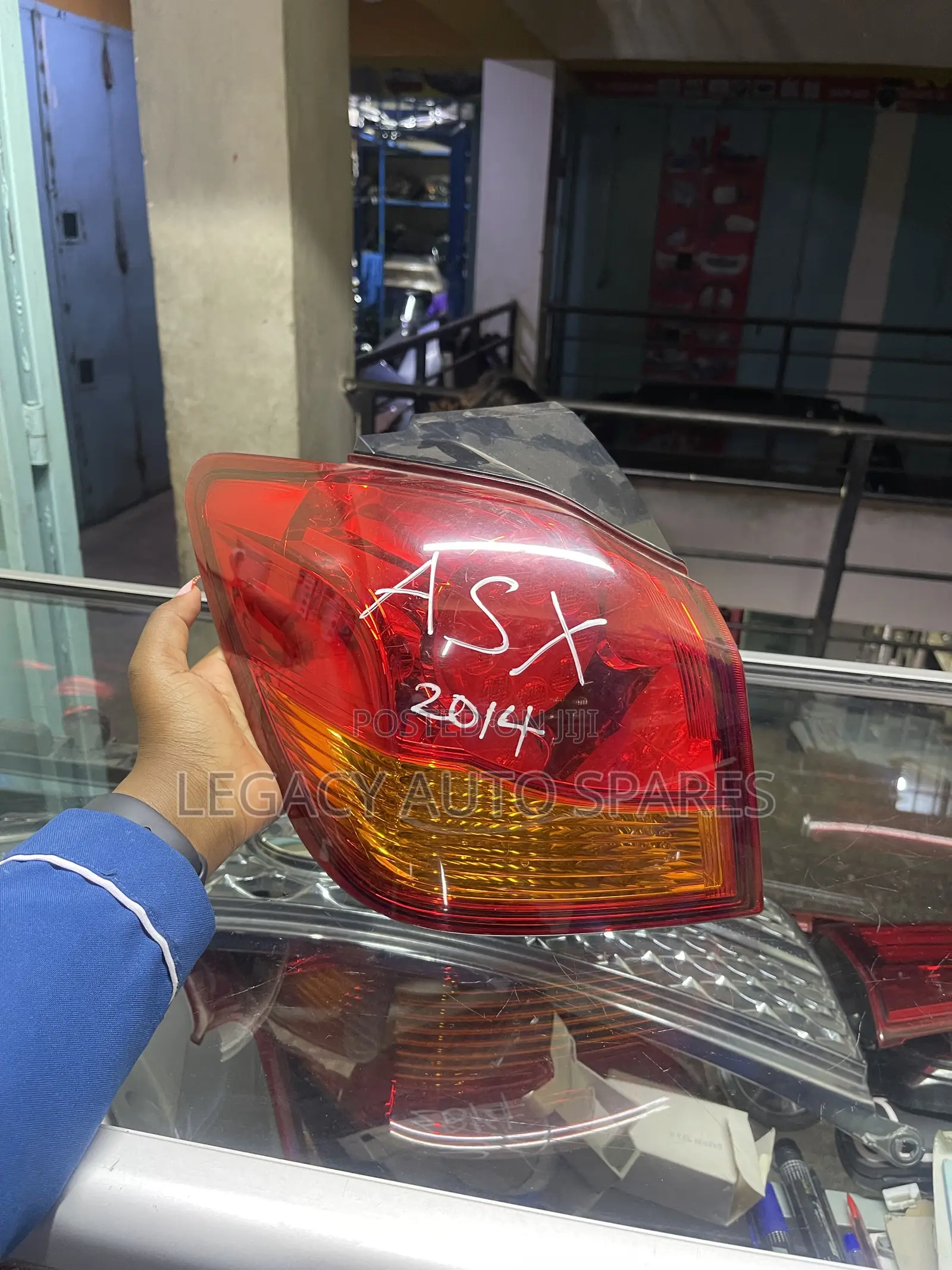 Mitsubishi RVR Taillight