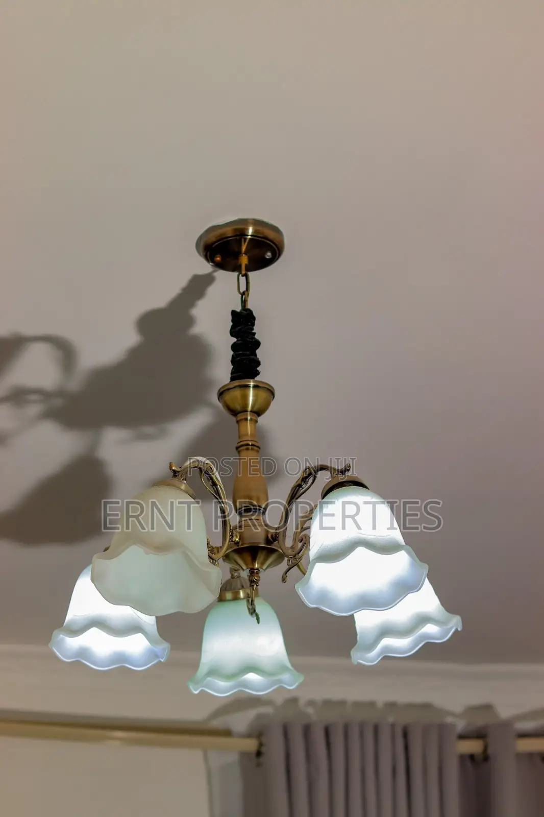  Furnished 2-Bedroom Apartment for Short Long Stay – Dennis Pritt