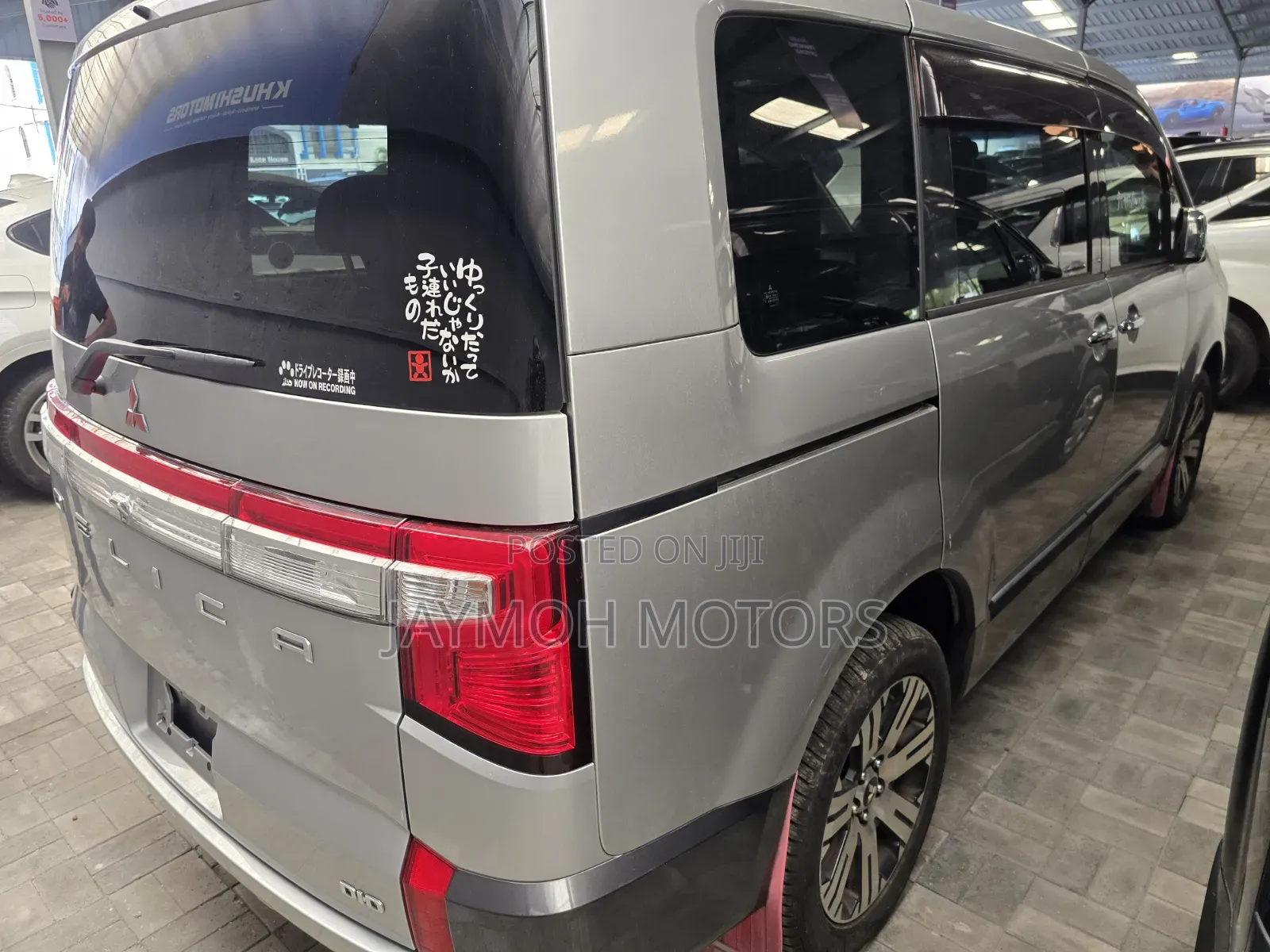 Mitsubishi Delica 2020 Silver