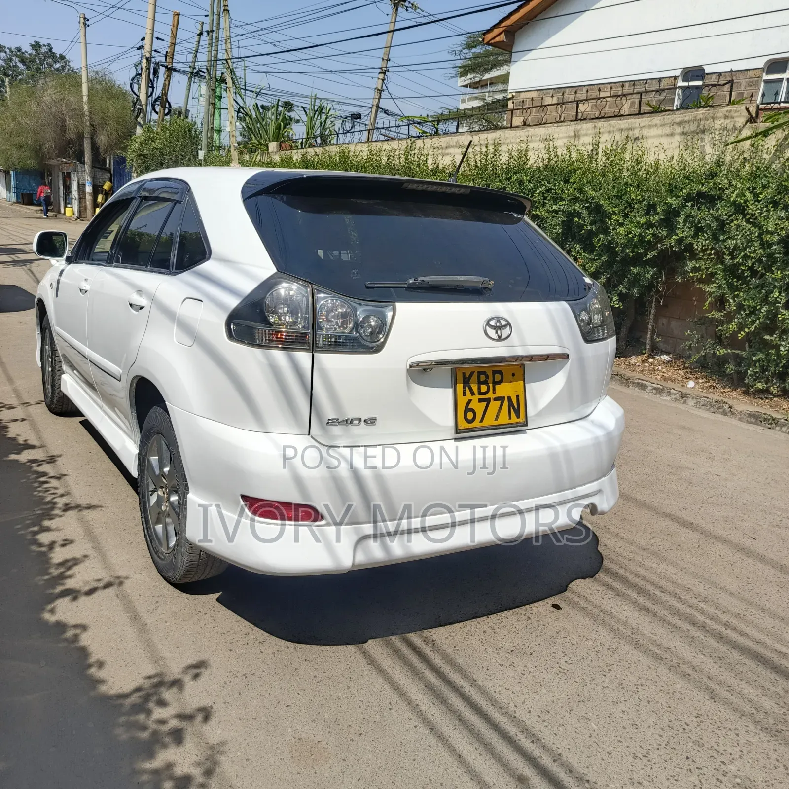 Toyota Harrier 2004 White
