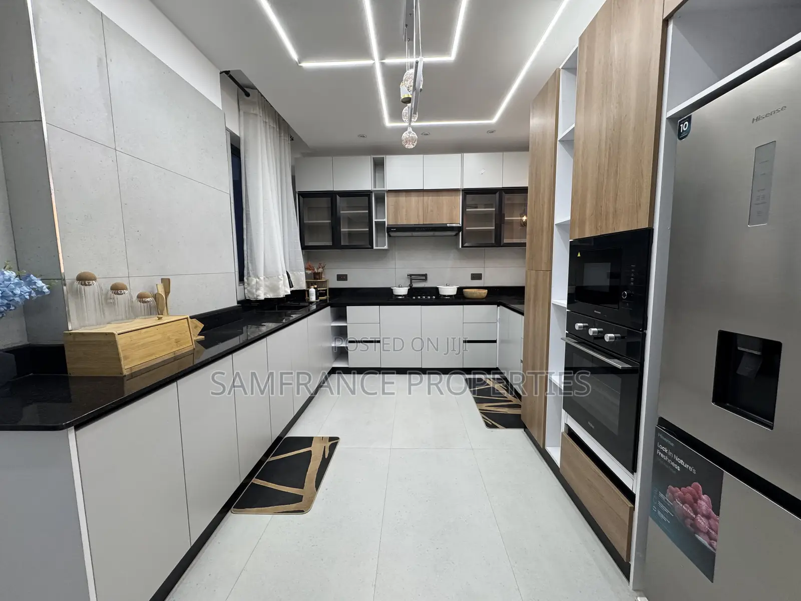 3bdrm Apartment in Tudor Apartment for sale