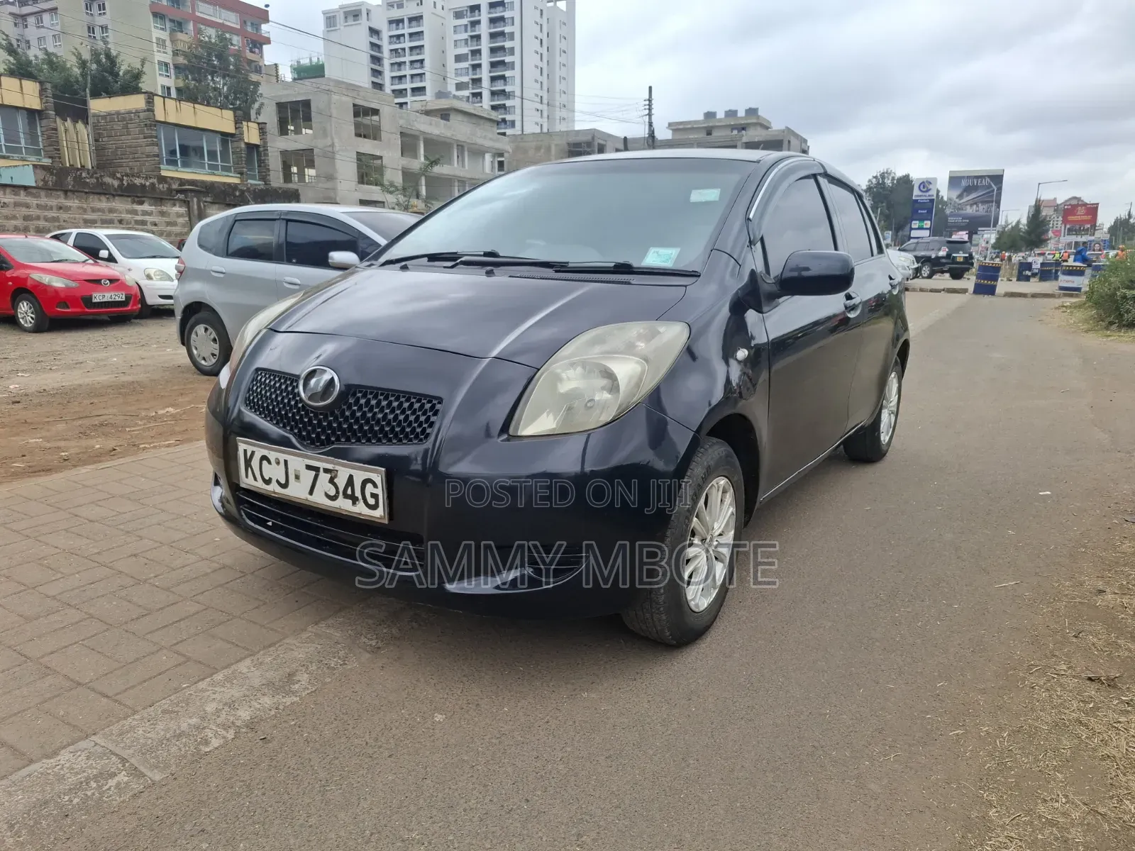 Toyota Vitz 2010 Black