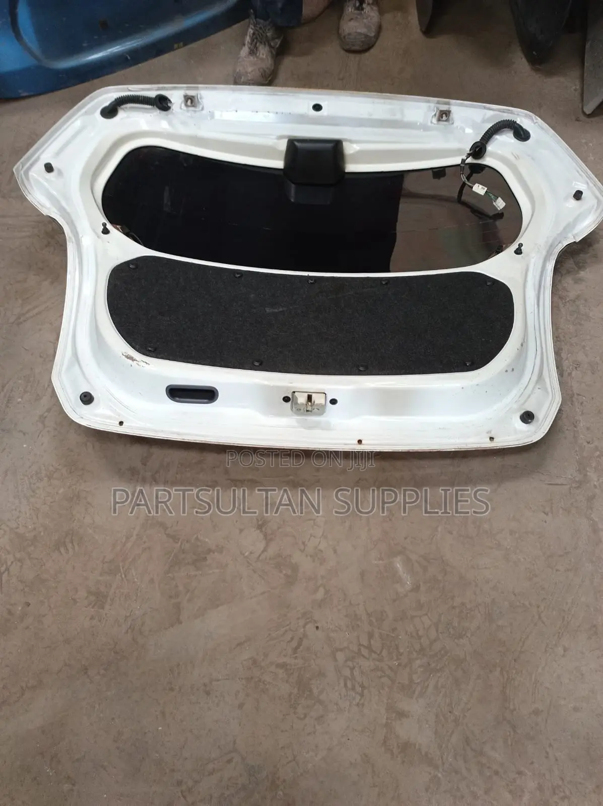 Boot Suzuki Alto 2012-15