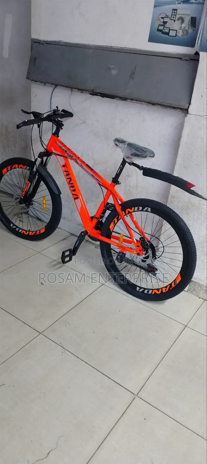 Tanda Mountain Bike Size 26"
