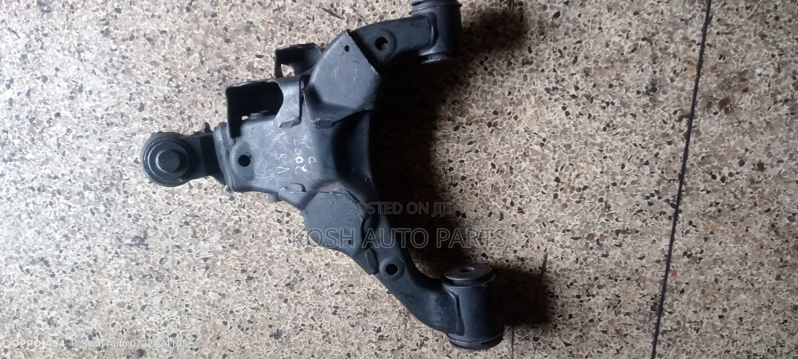 Lower Control Arms Toyota Land Cruiser 200 Series/V8