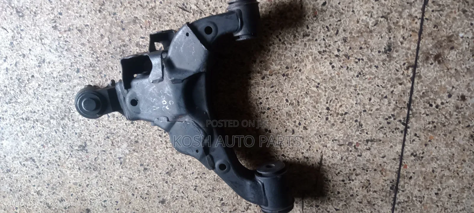 Lower Control Arms Toyota Land Cruiser 200 Series/V8
