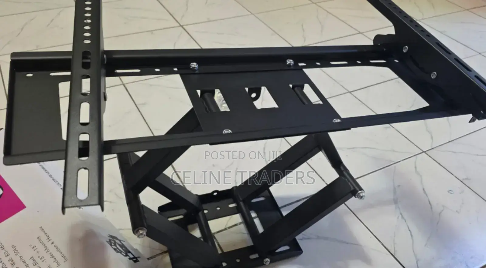 High Quality Swivel 75p TV Mount