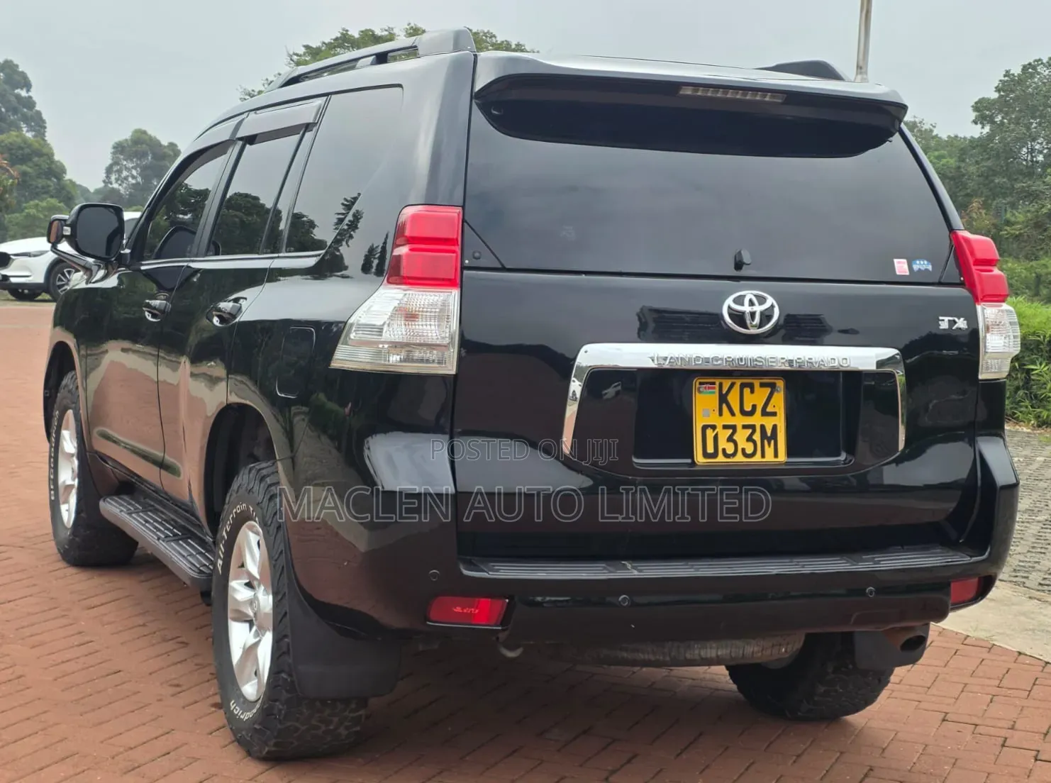 Toyota Land Cruiser Prado 2013 Black