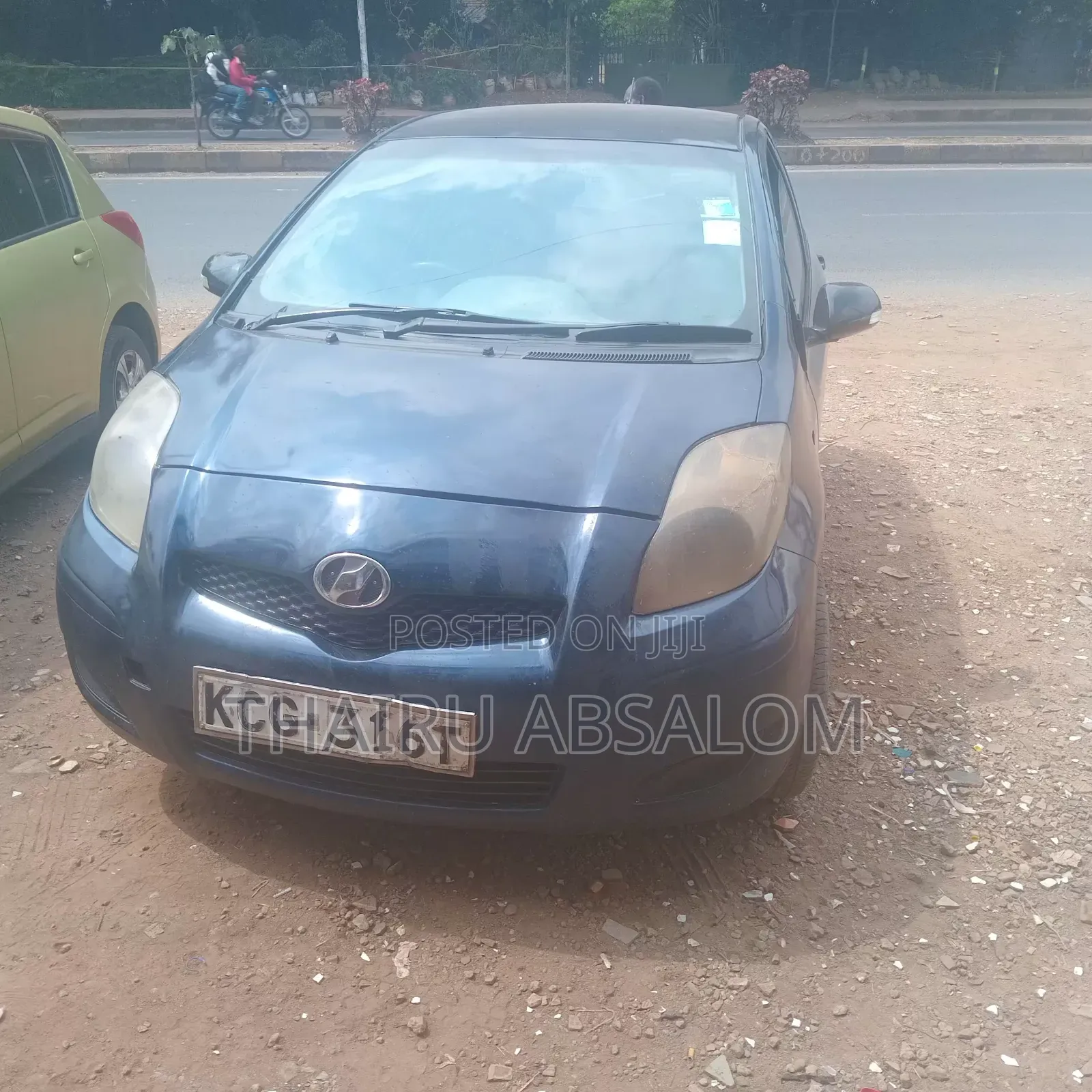 Toyota Vitz 2009 Blue