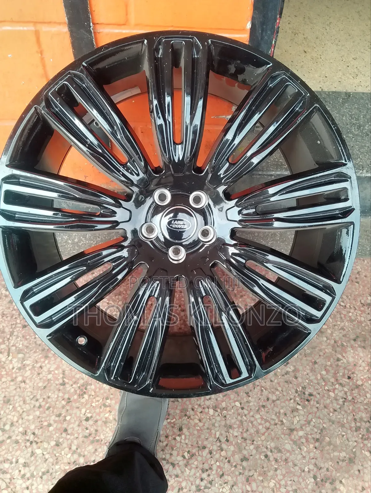 Size 22 Range Rover Evoque Sports Rims