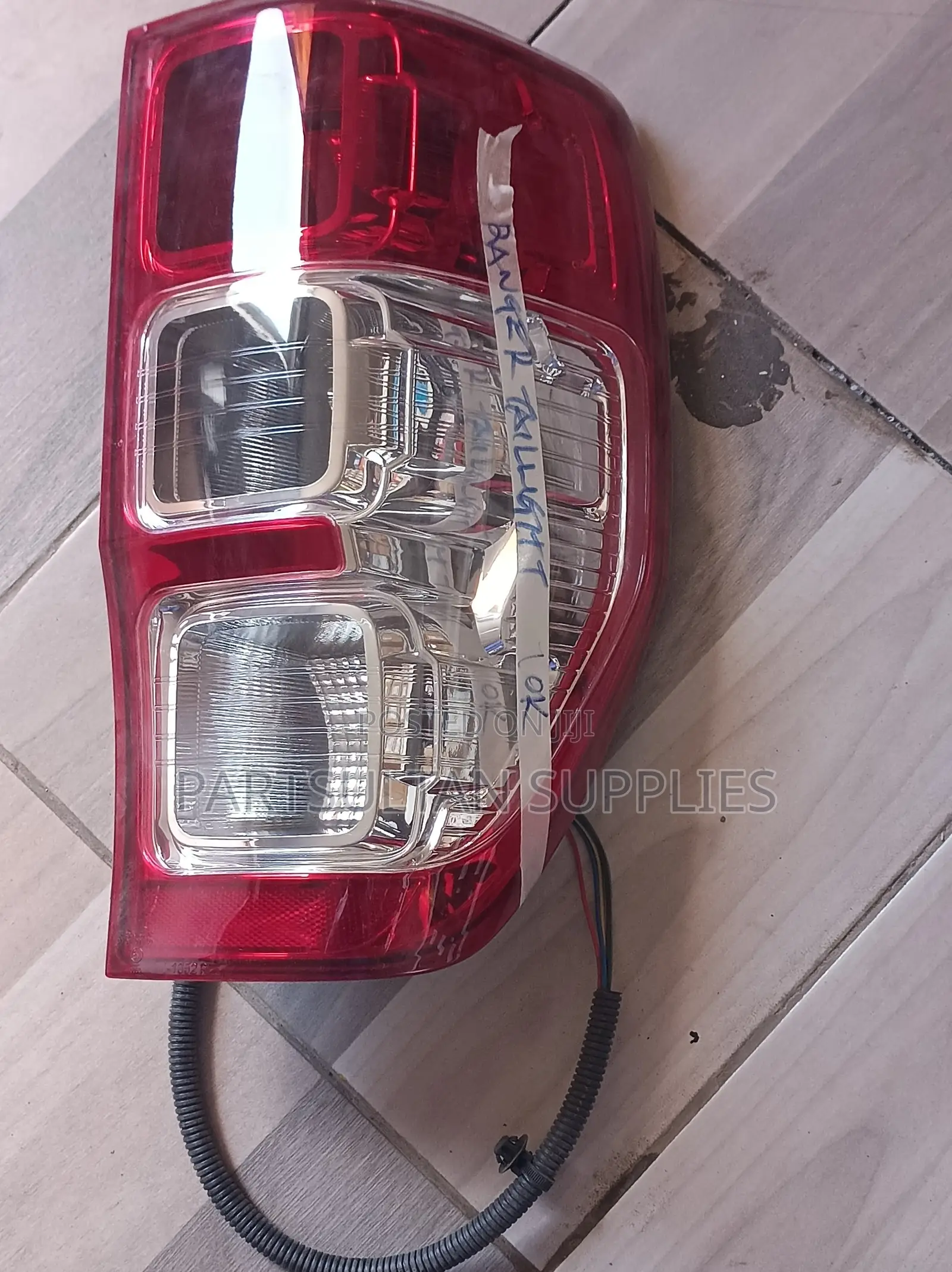 RHS Ford Ranger Taillight