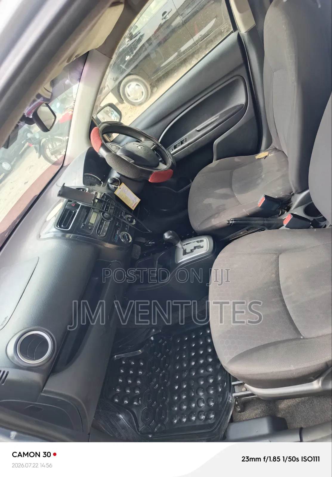 Mitsubishi Mirage 2015 Silver