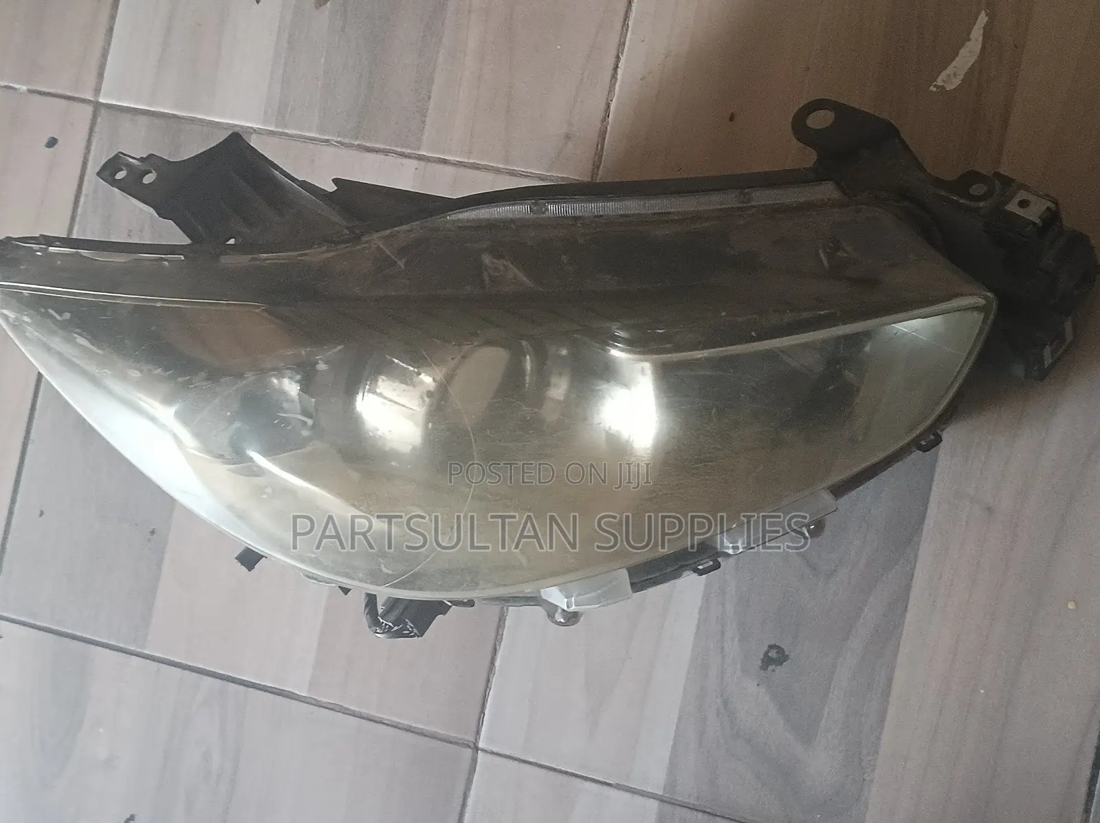 RHS Mazda Cx5 Headlight