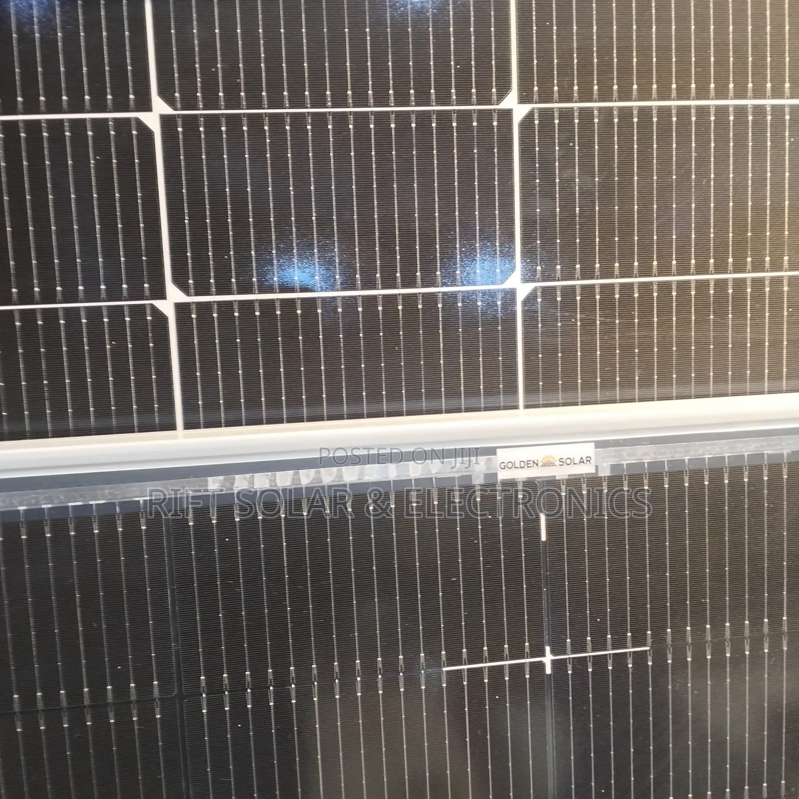 Jinko 580 Watts Monocrystalline All Weather Solar Panel