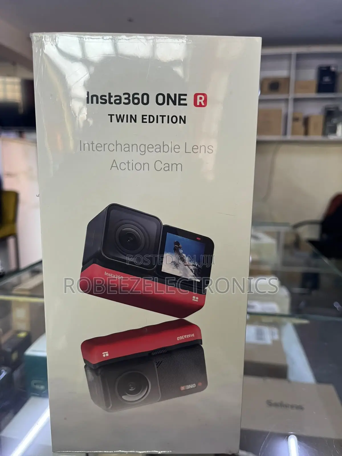 Insta360 One R Twin Edition Action Camera 5. 360 Camera