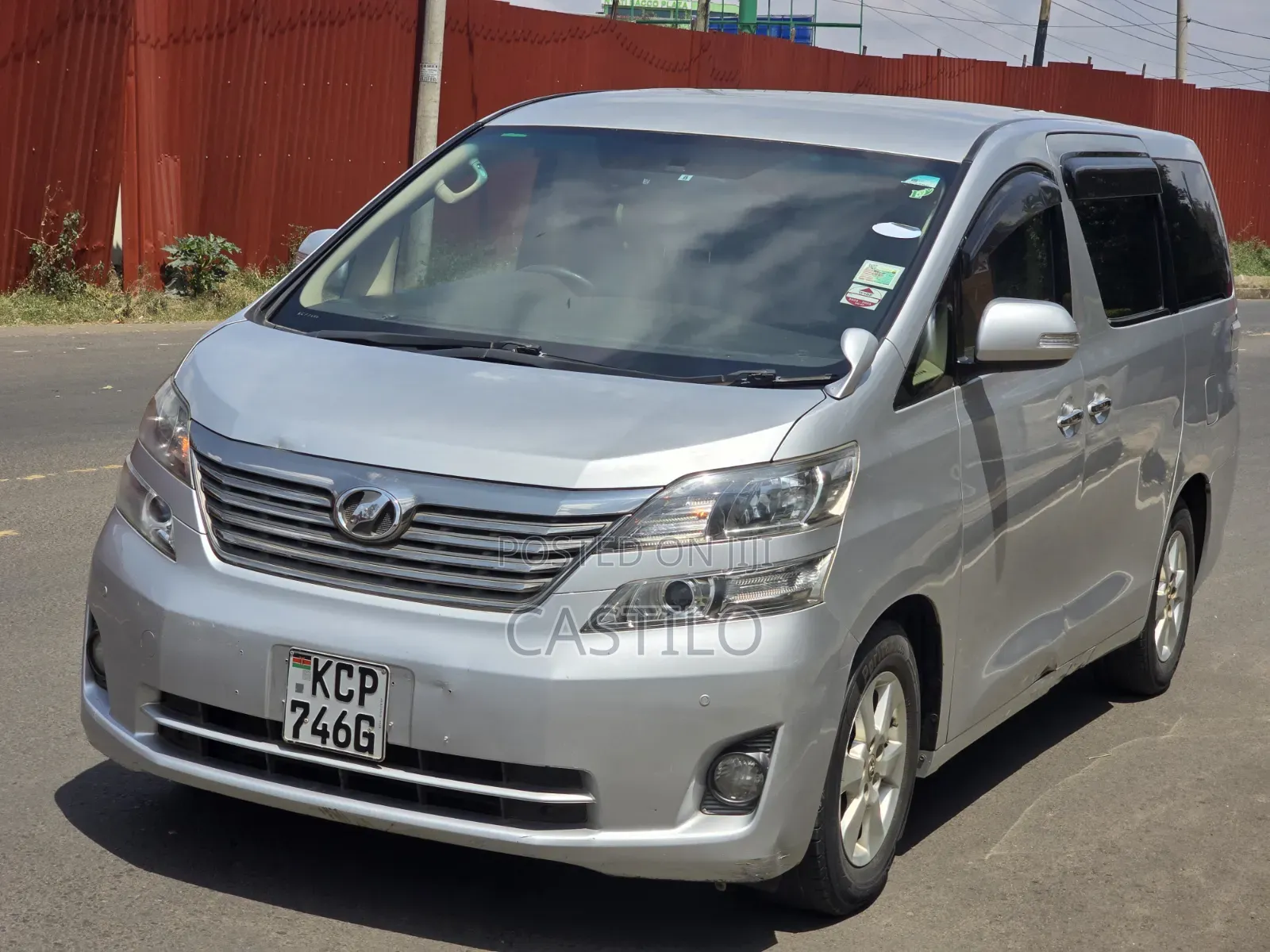 Toyota Vellfire 2010 Silver