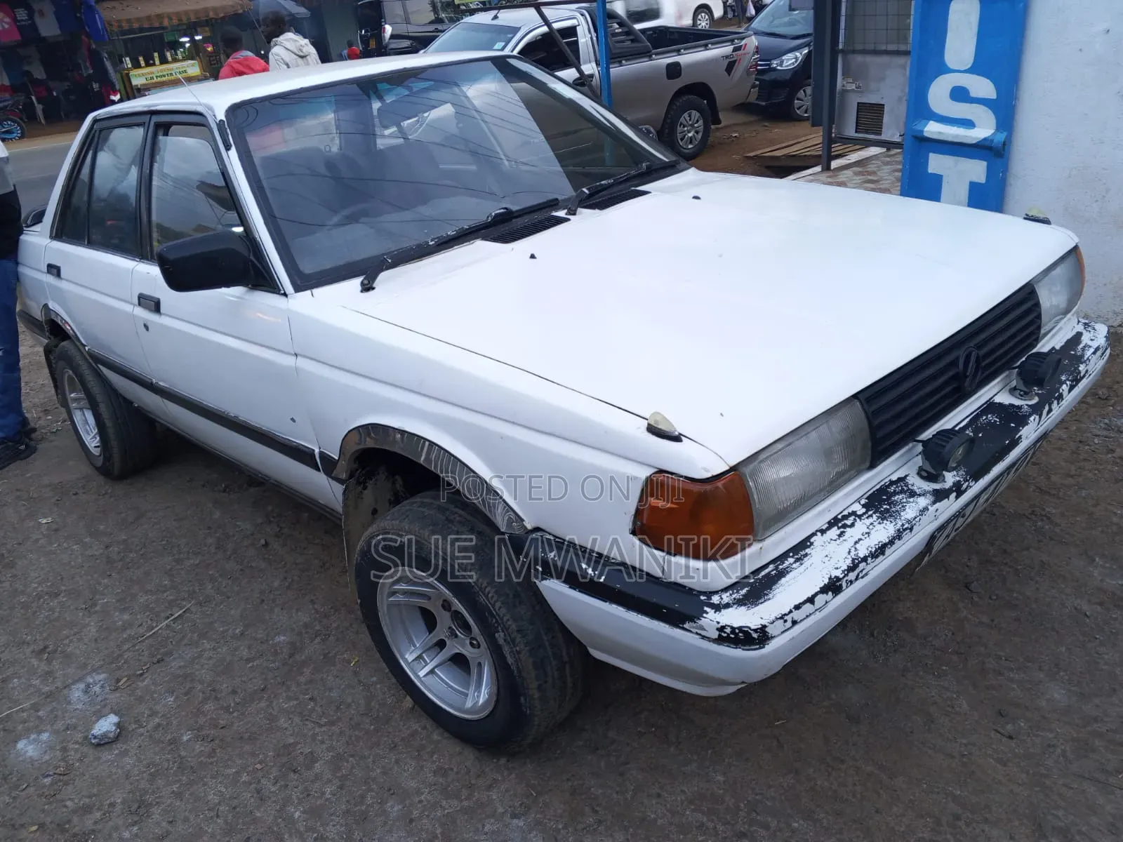 Nissan Sunny 1999 White