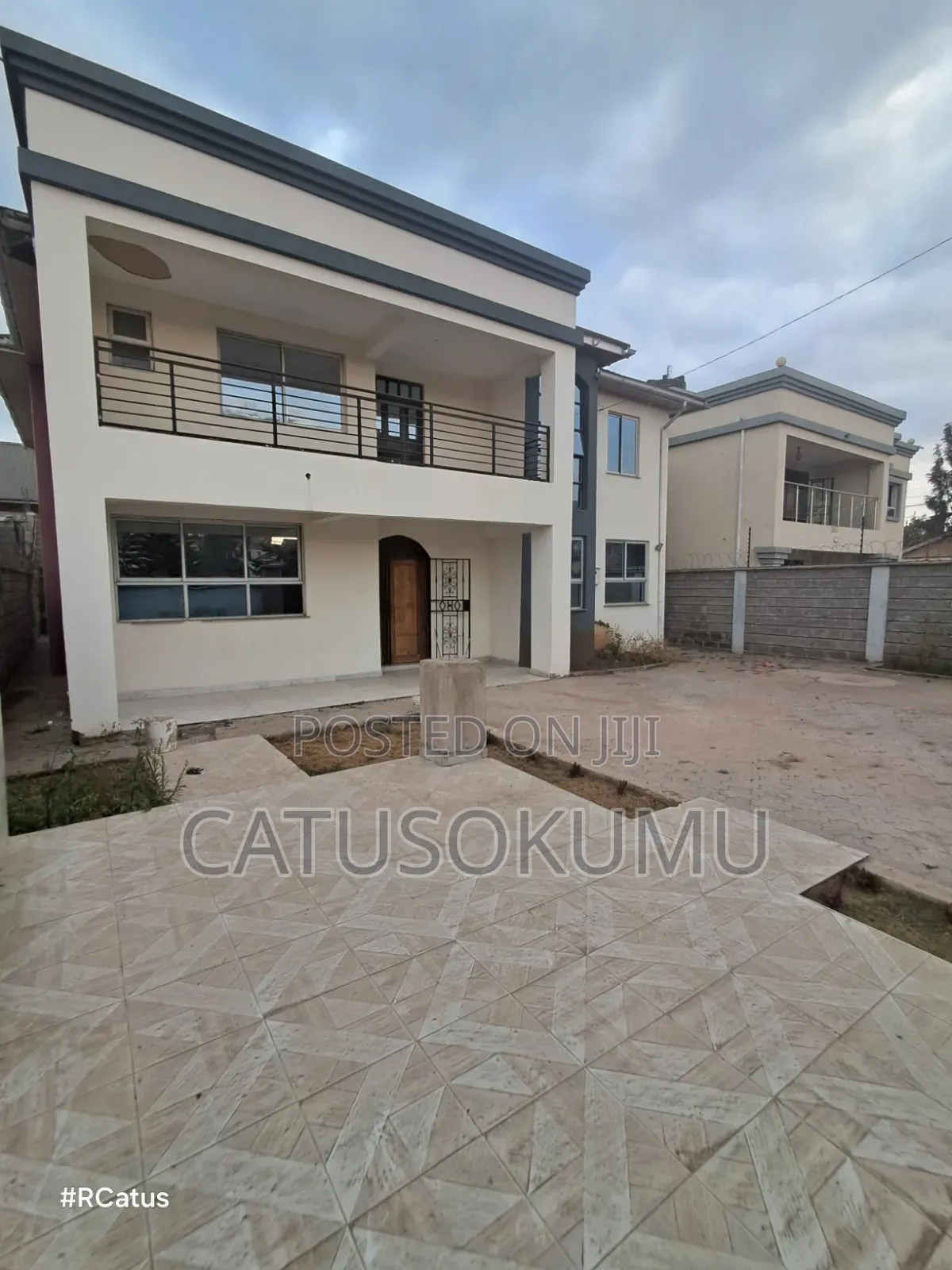 5bdrm Maisonette in Syokimau, Gateway Mall Area for rent