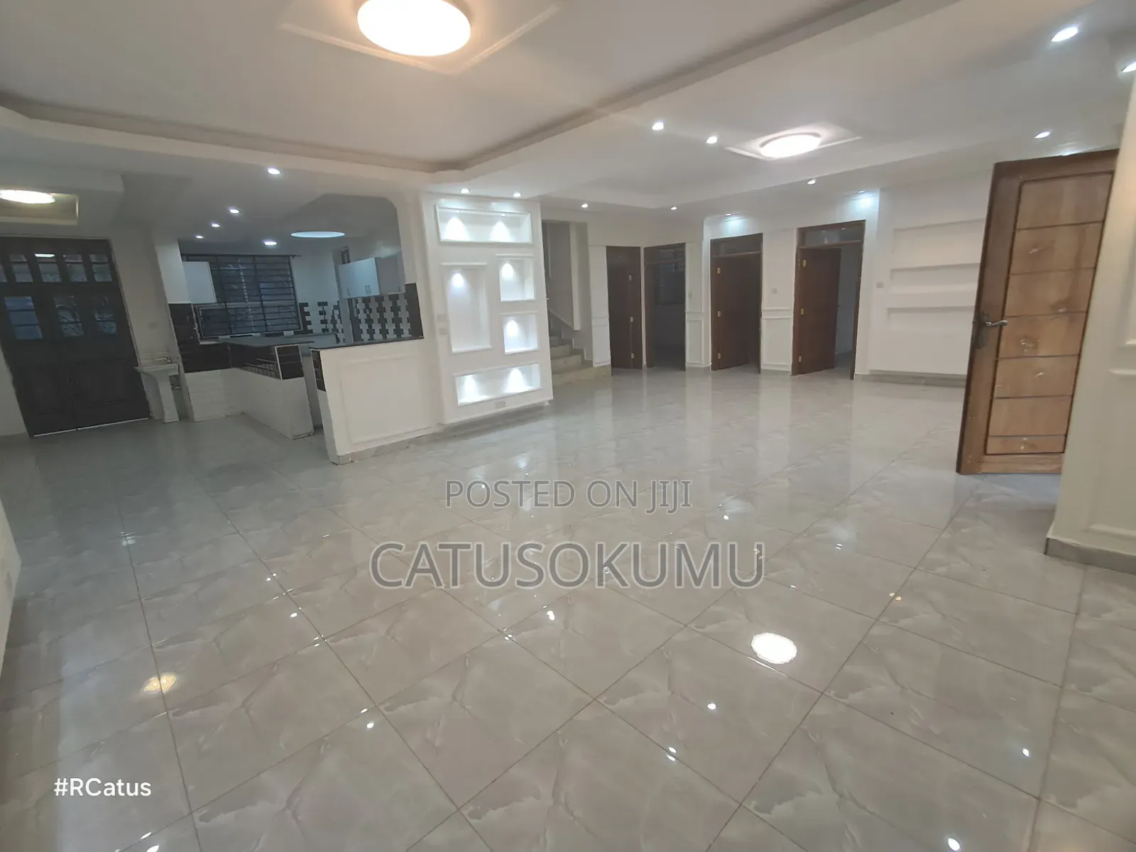 5bdrm Maisonette in Syokimau, Gateway Mall Area for rent