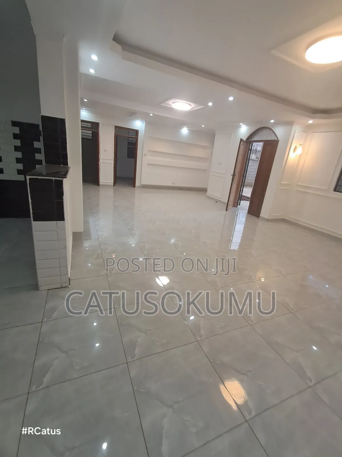 5bdrm Maisonette in Syokimau, Gateway Mall Area for rent