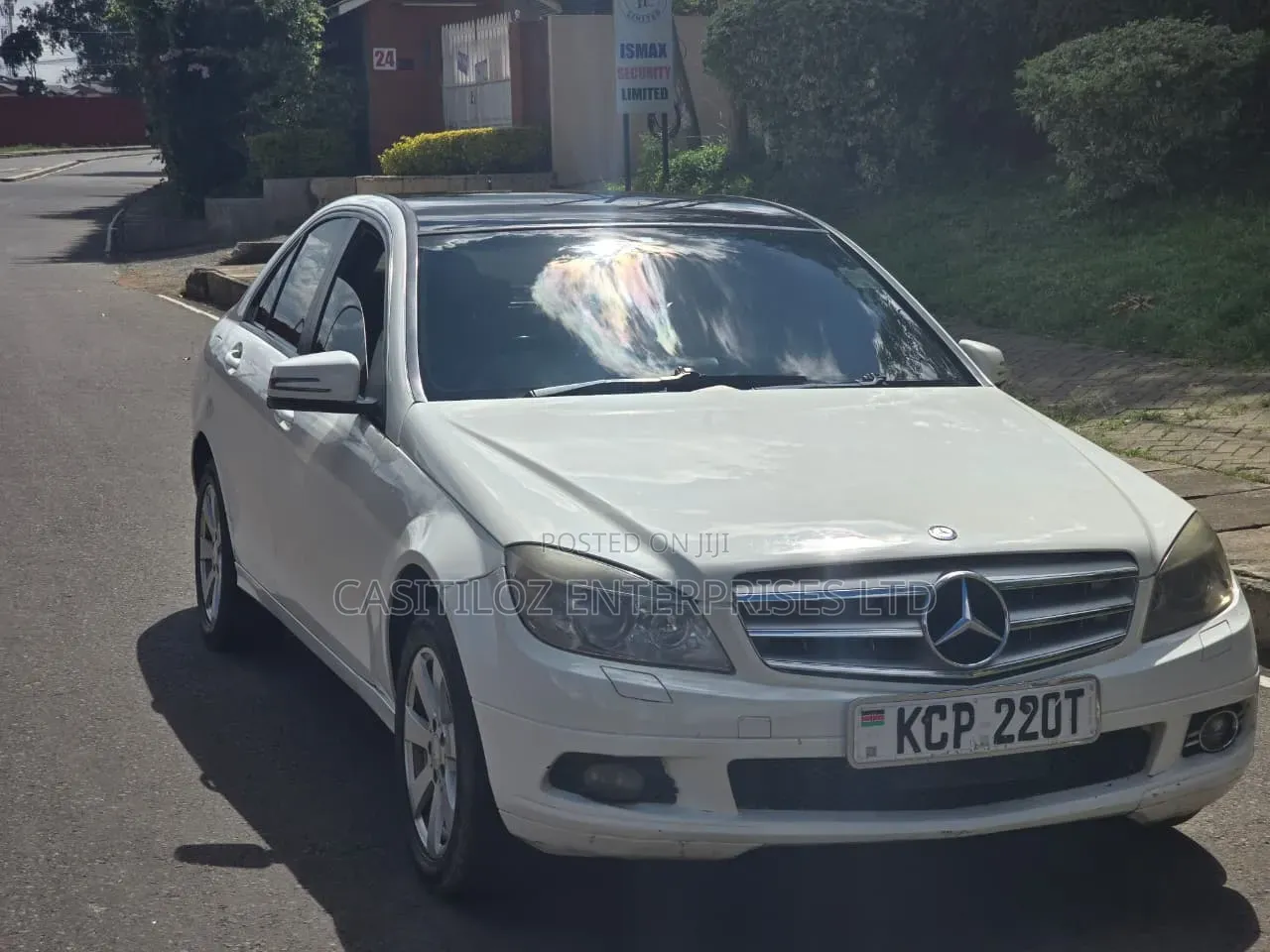 Mercedes-Benz C200 2011 White