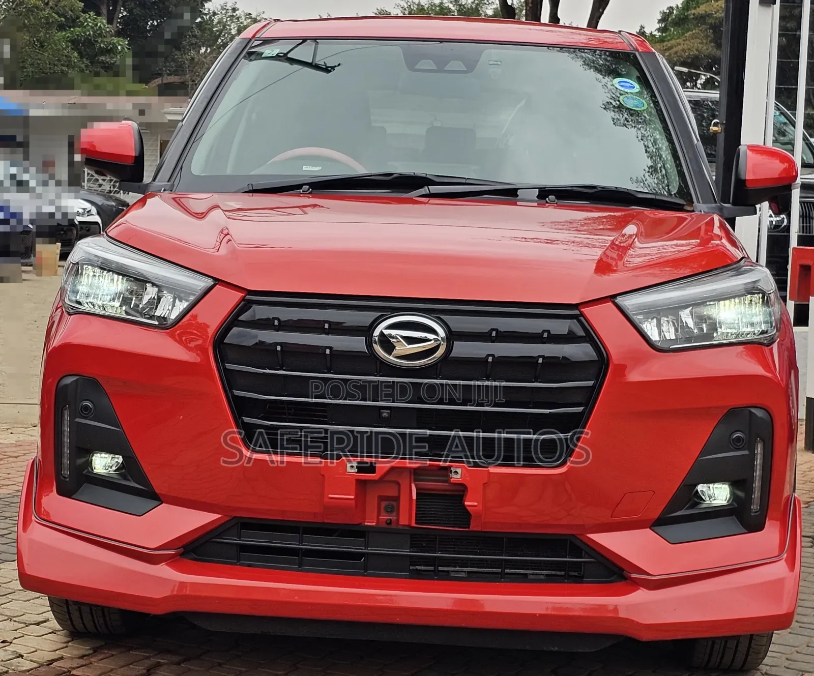Daihatsu Rocky 2020 Red