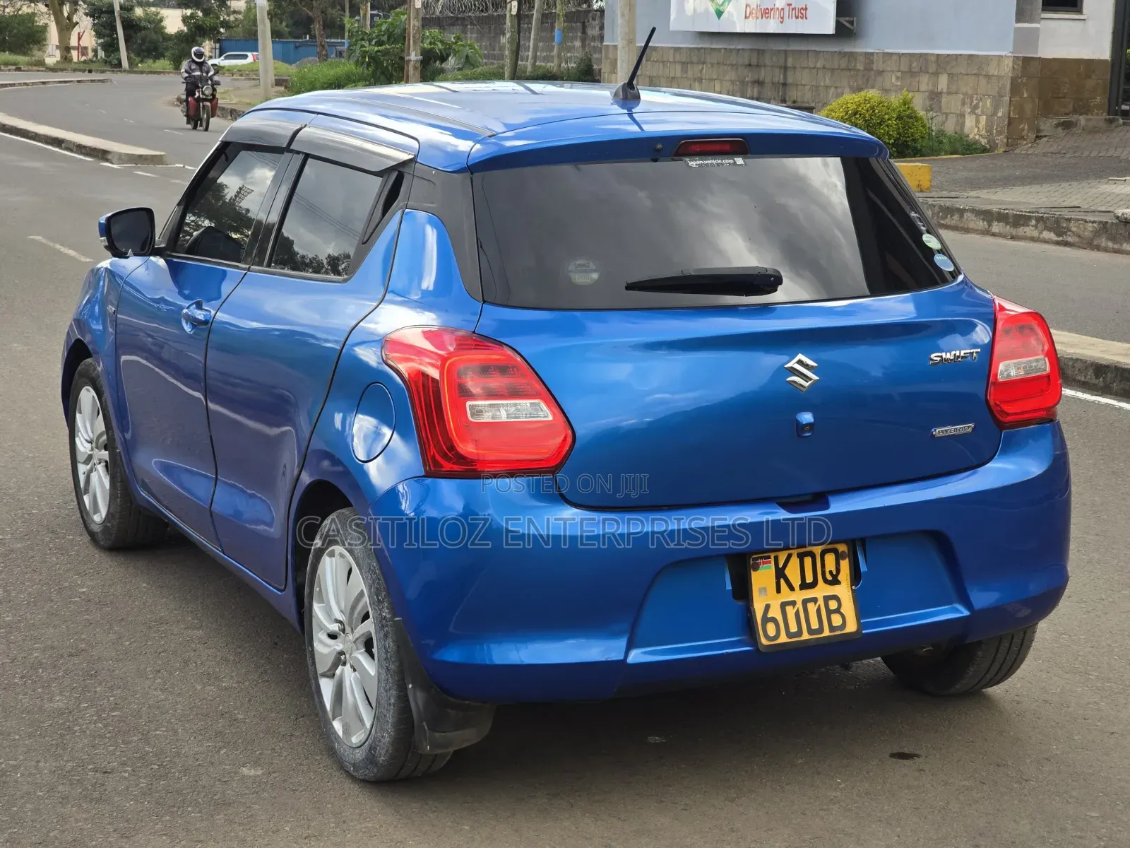 Suzuki Swift 2017 Blue