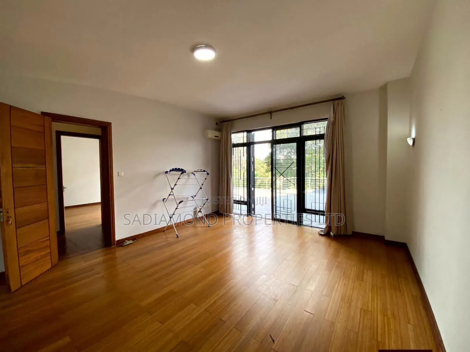 4bdrm Villa in Spring Valley for rent