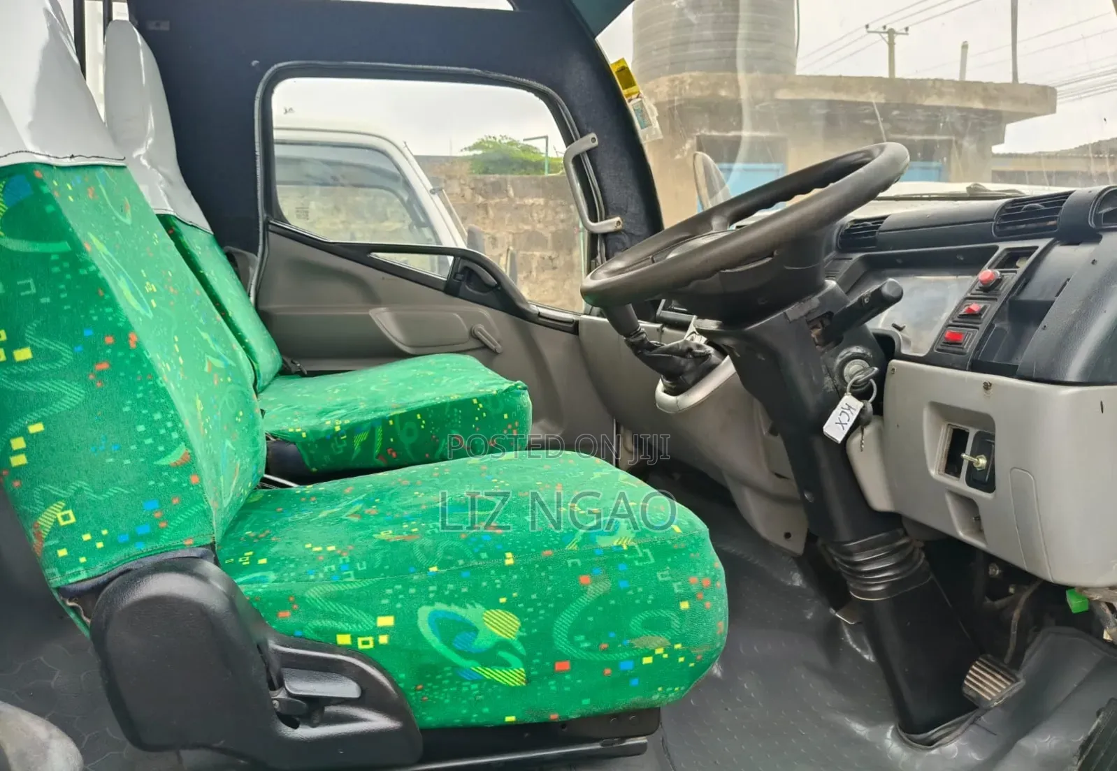 Mitsubishi Fuso Canter 2019 White