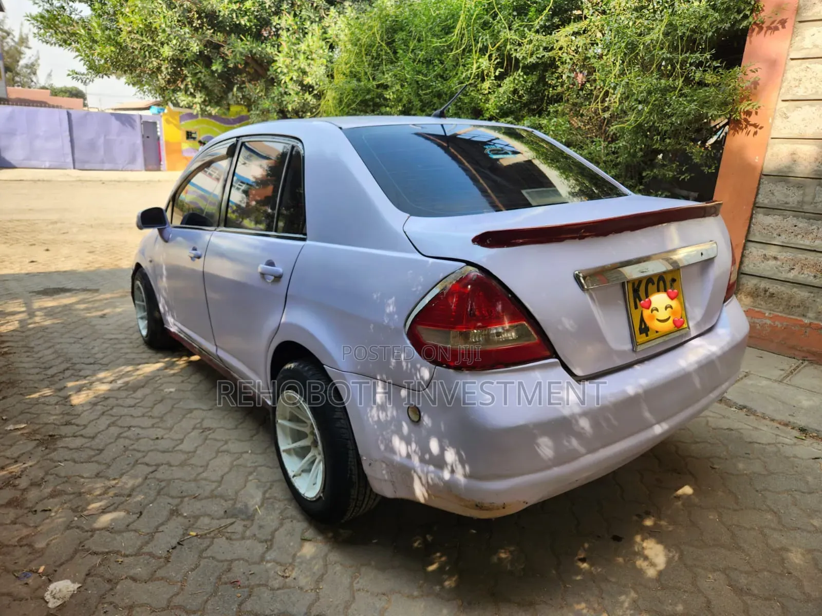 Nissan Tiida 2011 White
