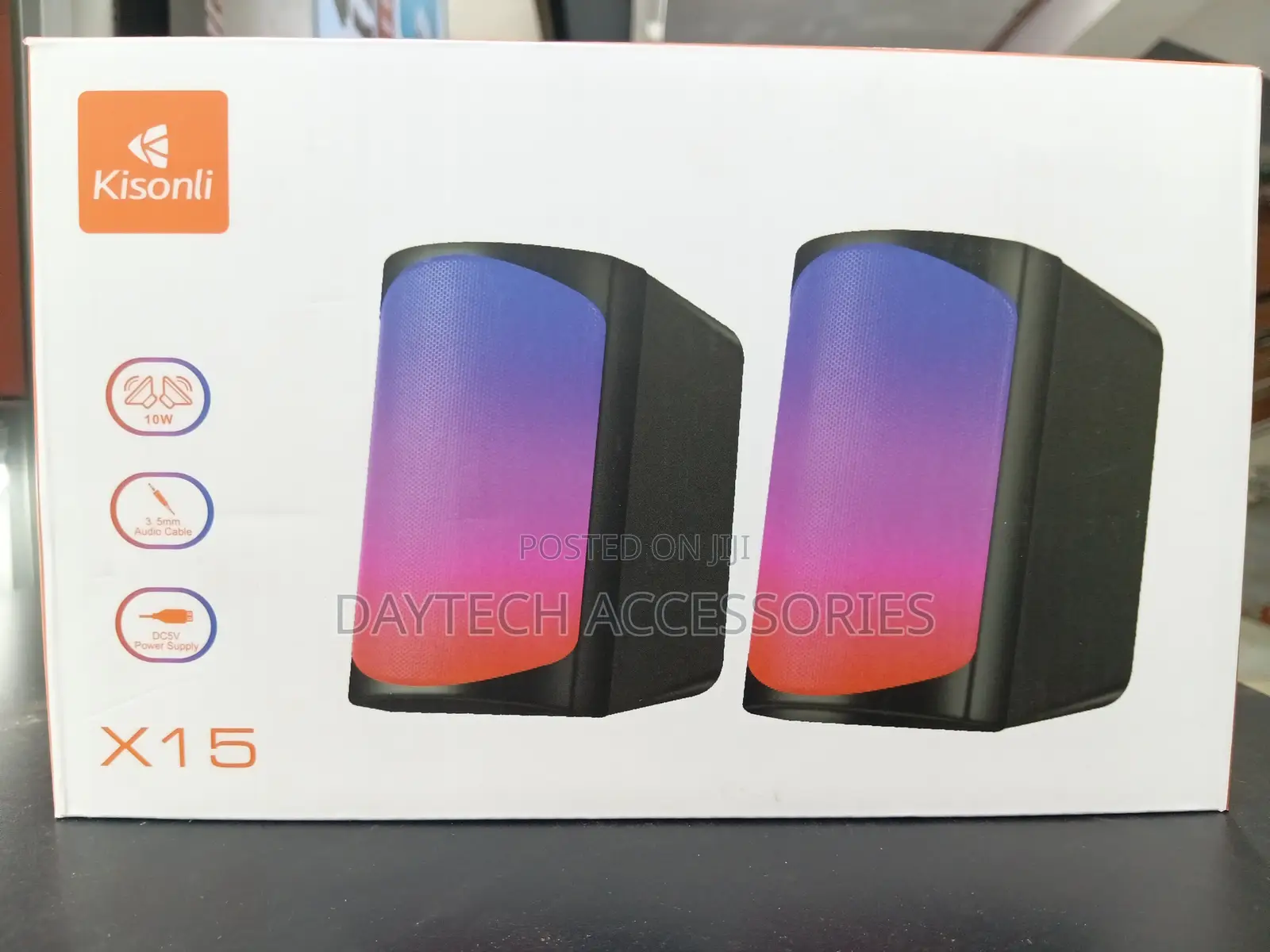 Kisonli X15 Pair of Compact Plug-and-Play Multimedia Speakers.