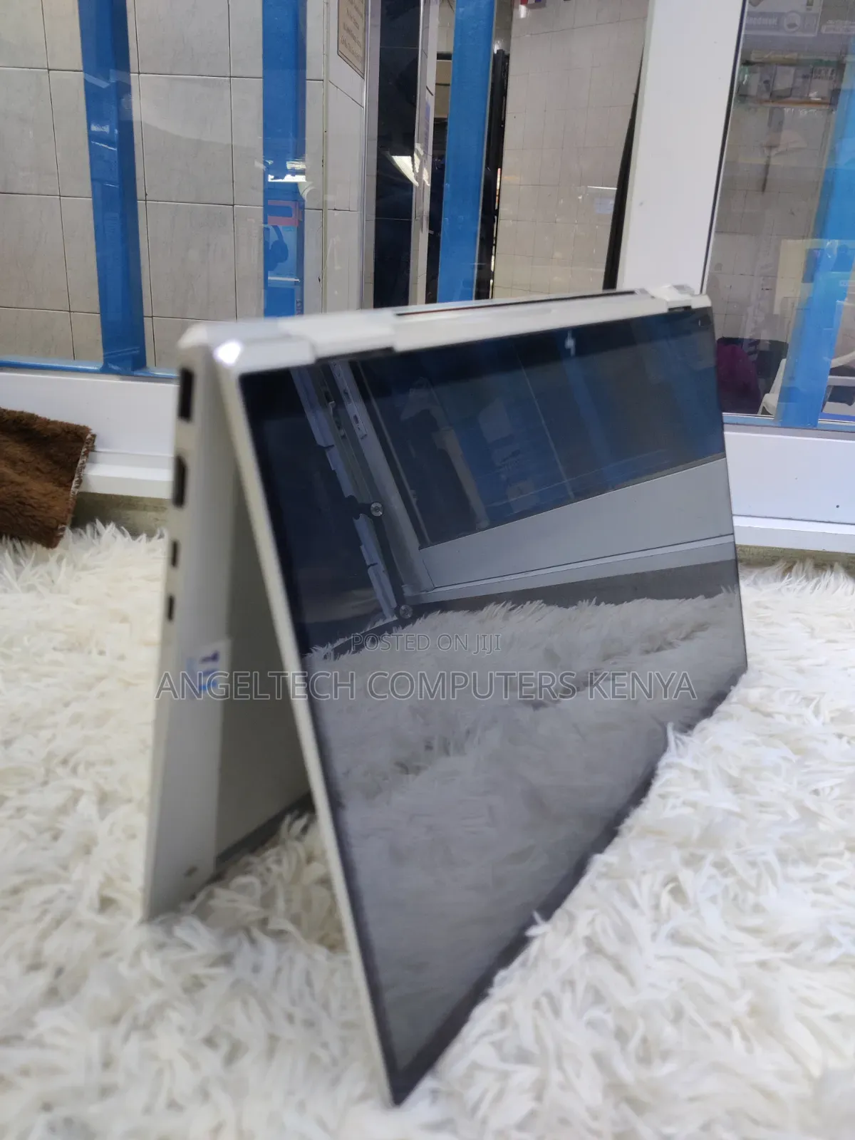Laptop HP EliteBook 1040 G8 16GB Intel Core i7 SSD 512GB